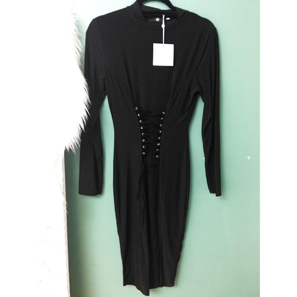 Missguided Slinky bodycon dress with velvet corset
